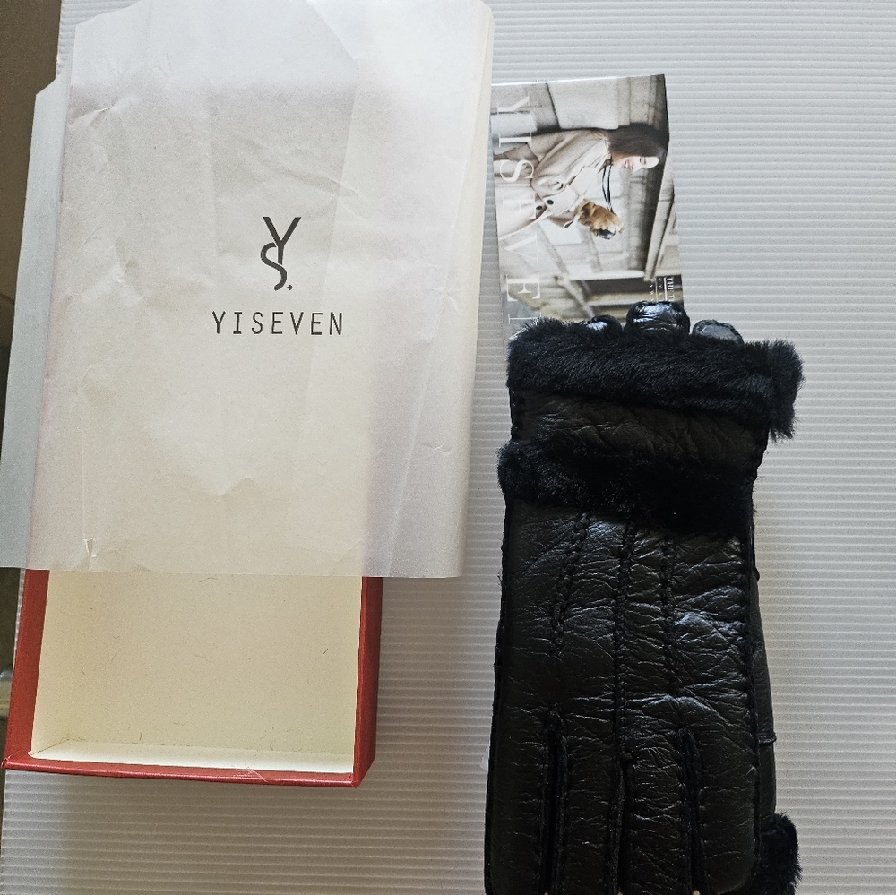 YI SEVEN